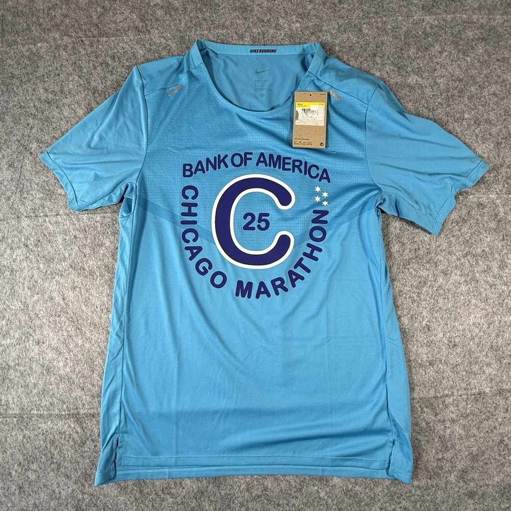 Mens Nike Chicago Marathon 2025 Short Sleeve (HQ4193 440) Size Small